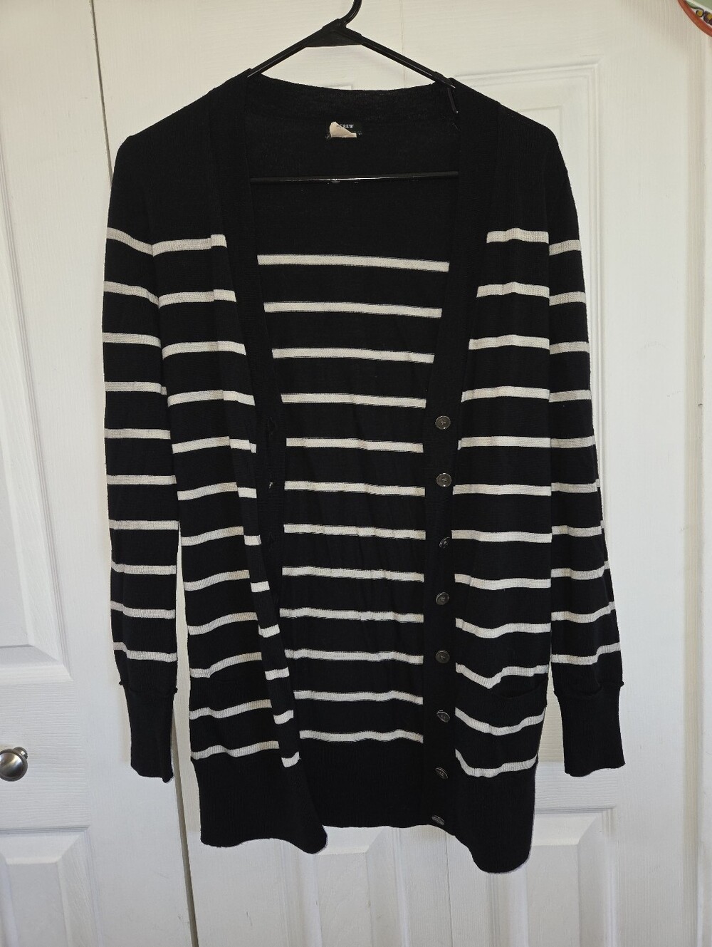 W9mens J. Crew Black and White Striped Crewneck Cardagin, 100% Merino Wool,Sz XS
